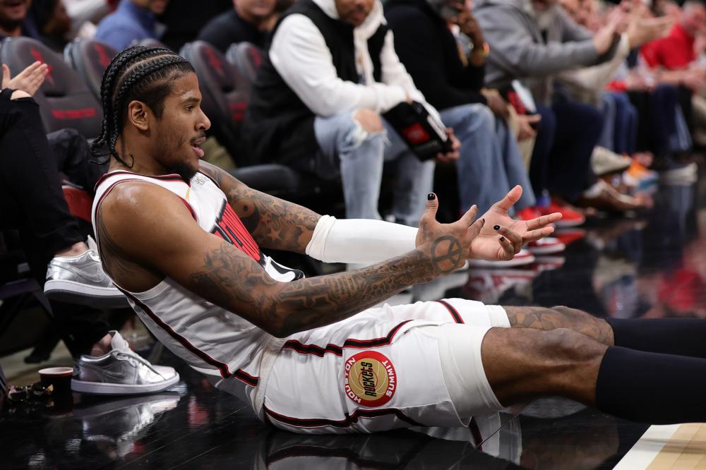 阵容厚度不 阵容厚度不